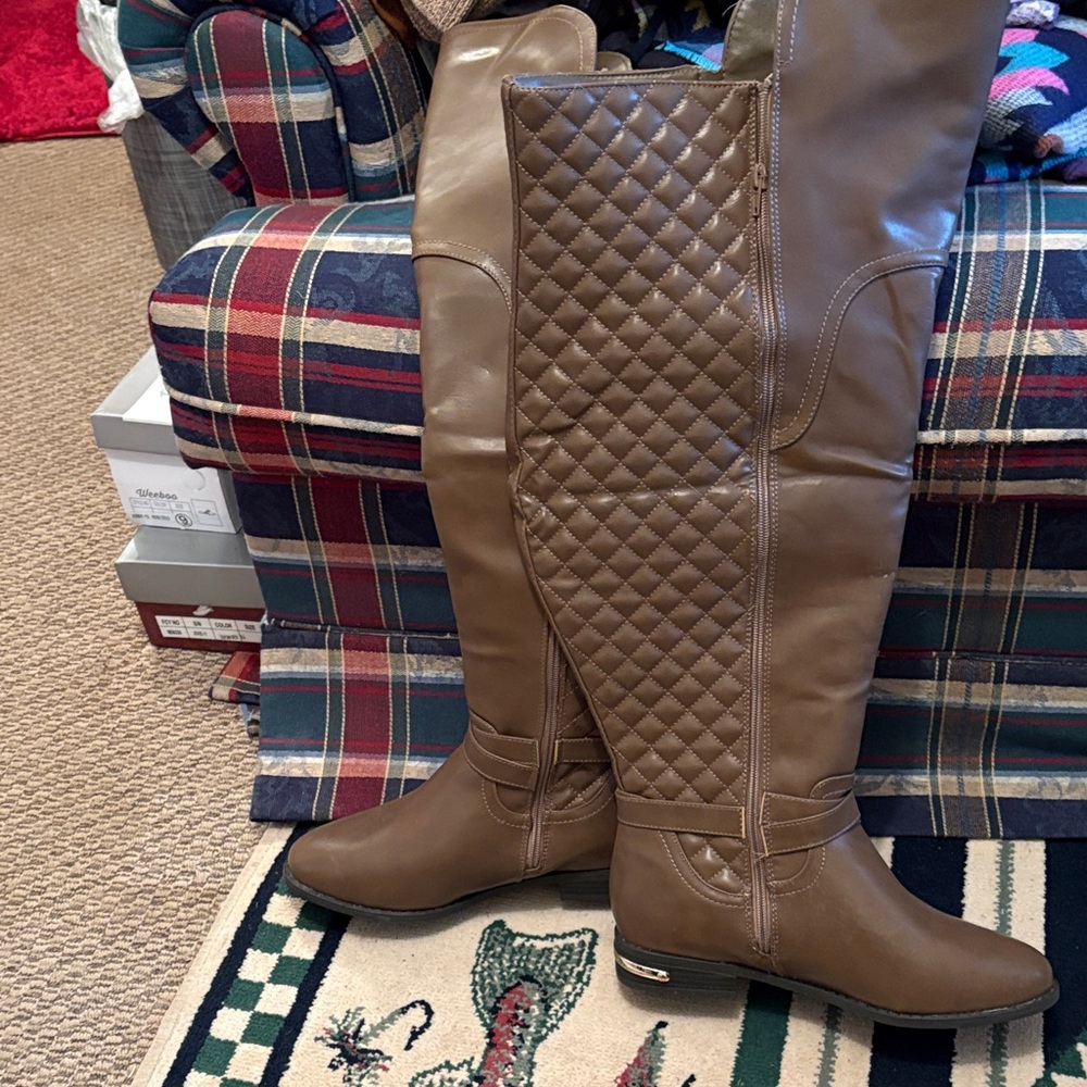 Stylish Brown Over the Knee Boots - Picture 2 of 5